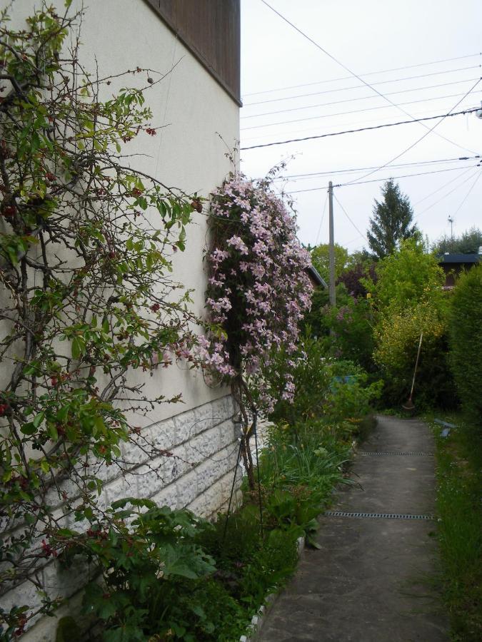Chambre D'Hotes - Douce Nui-The Vernouillet  Экстерьер фото